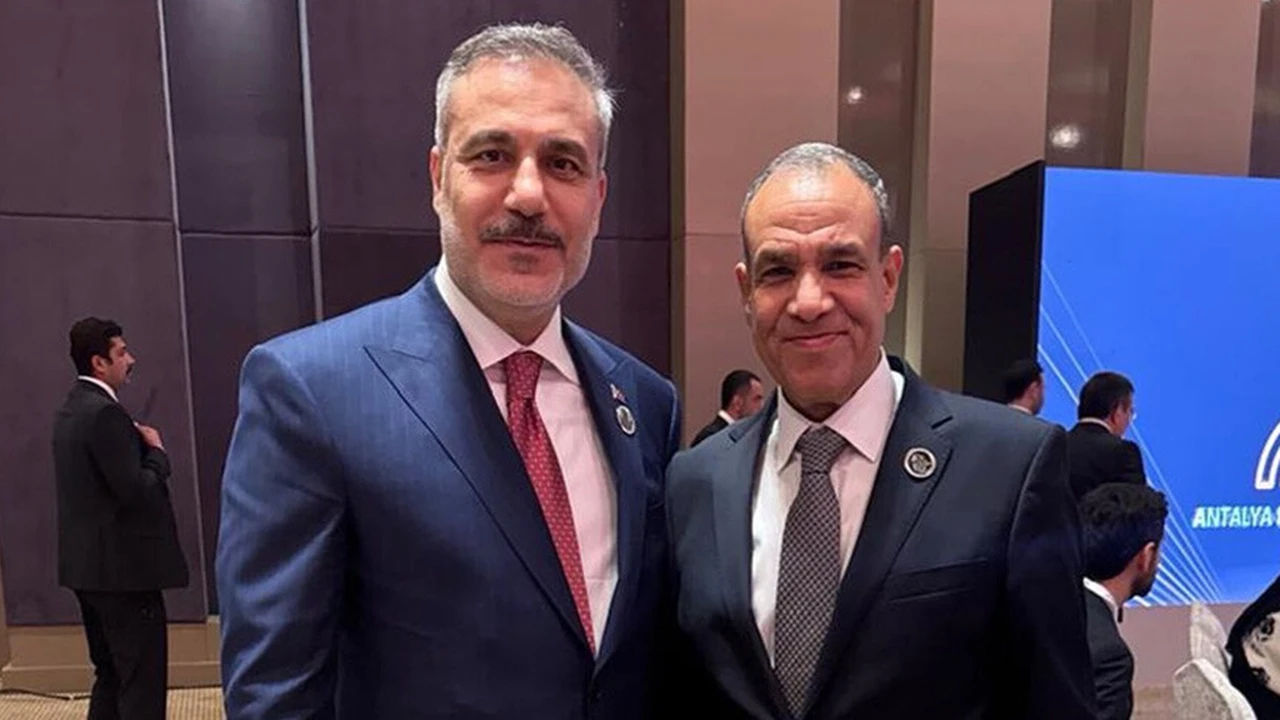 وزير خارجية مصر يبحث في أنطاليا فرص التفاهمات الأمريكية الإيرانية لإنهاء صراع المنطقة